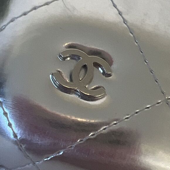 *Rare* Silver Metallic Quilted Chanel Sunglass Case Only Made In Italy HTF - Picture 3 of 12